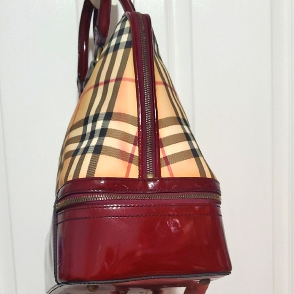 RARE Vintage Burberry Check Burgundy Patent Leather Trim Handle Bag - Picture 5 of 17